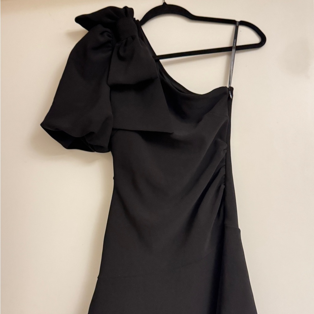 EVER NEW Black Bow One-Shoulder Mini Dress - Picture 2 of 7